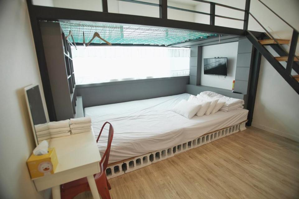 Romantic Ocean Yeosu Exterior foto